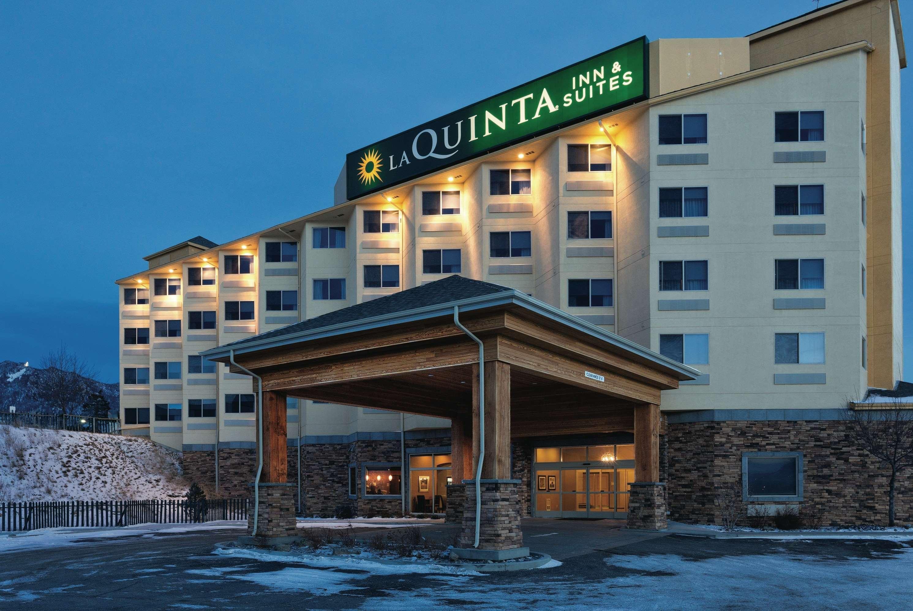 La Quinta By Wyndham Butte Hotel Exterior foto